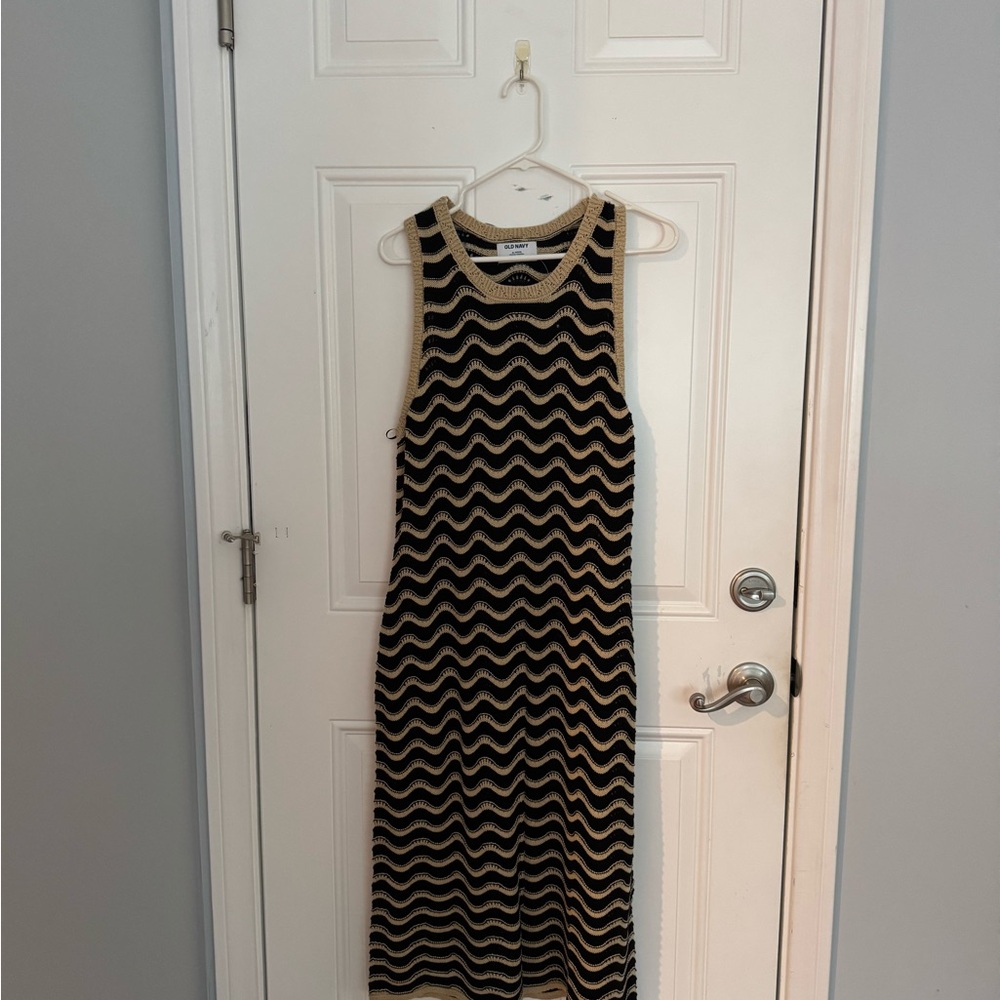 Old Navy Black and Tan Zigzag Crochet Knit Midi Dress, Size XL Petite